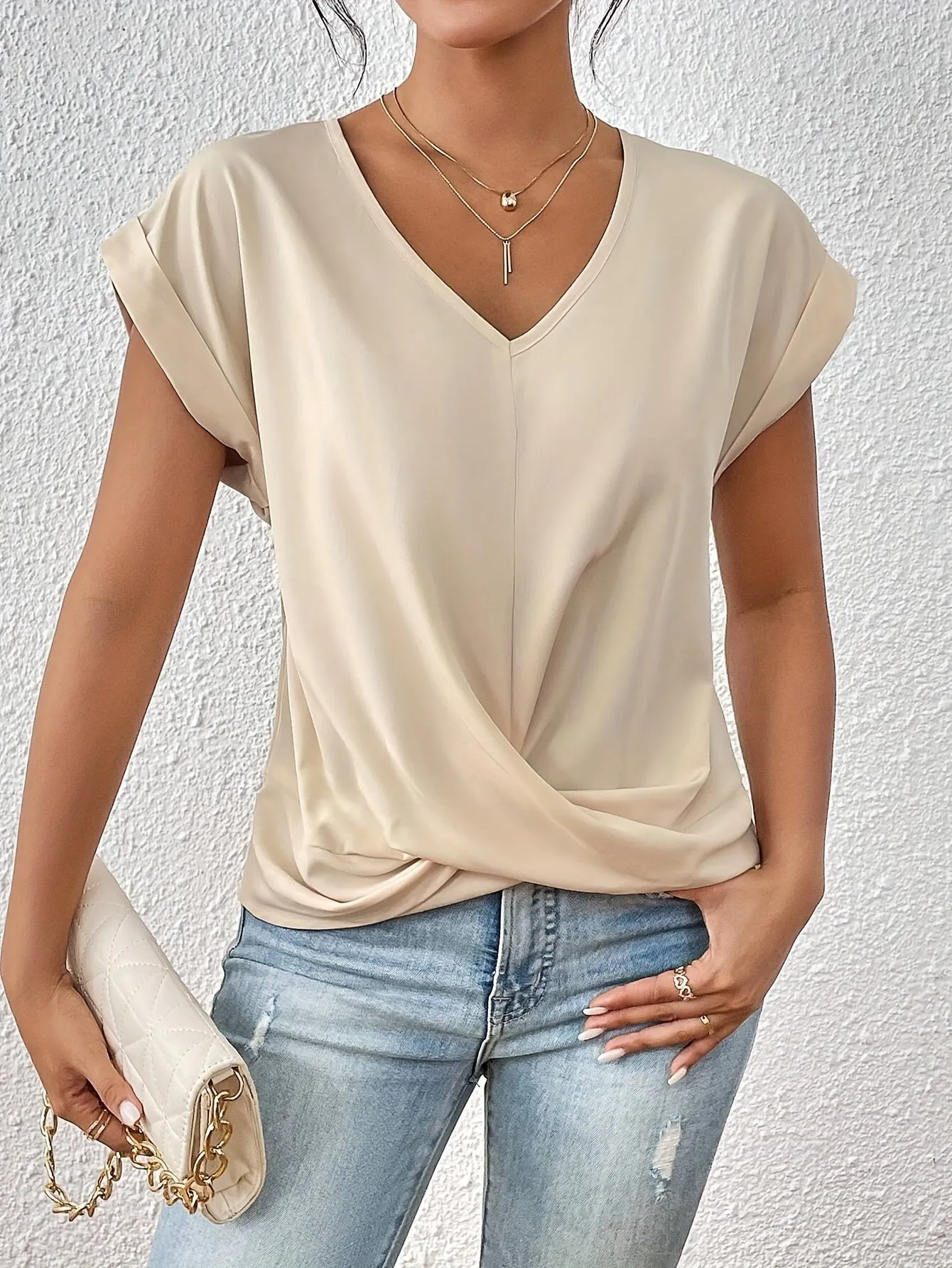 Louise - Elegant V-Neck Top