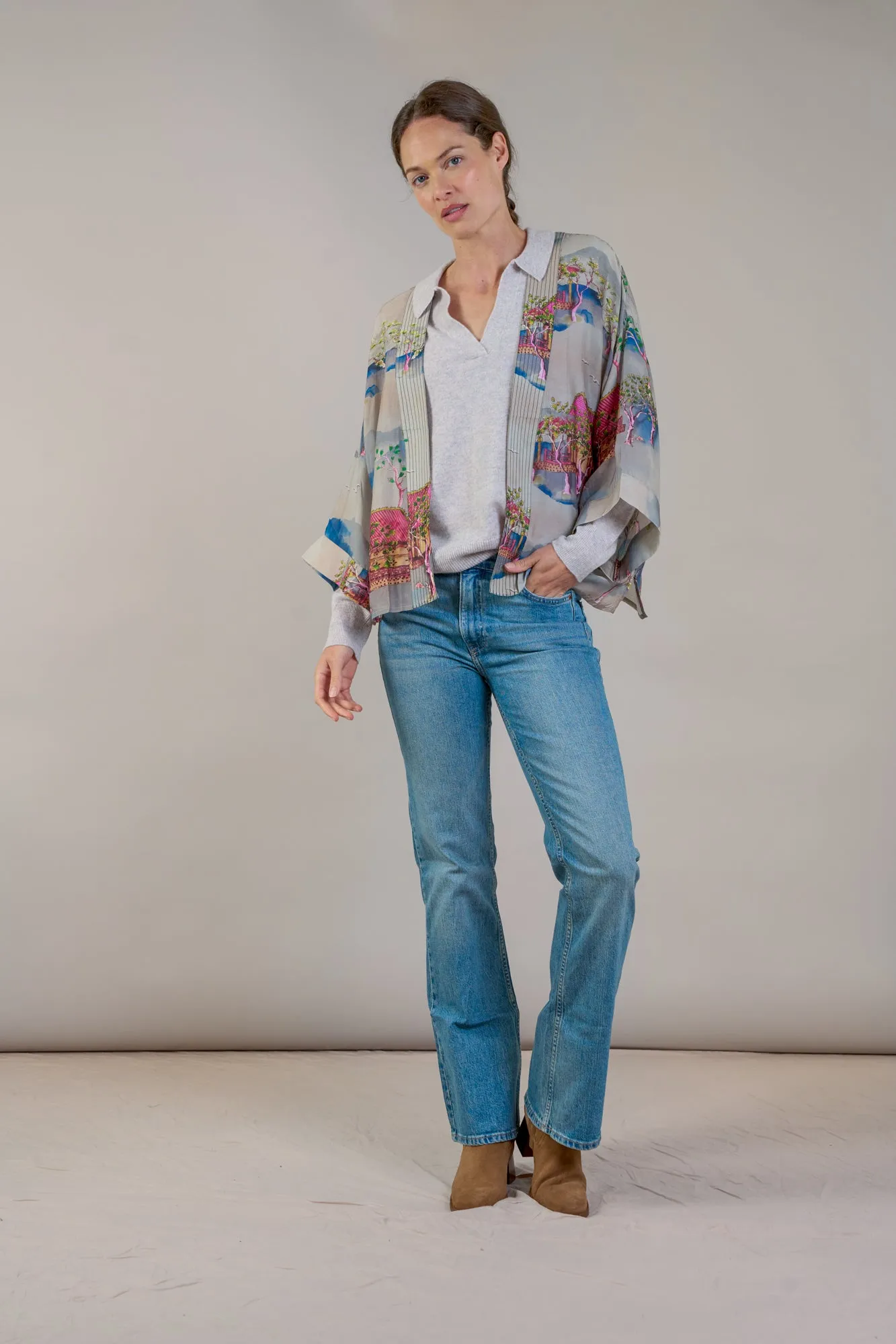 Oriental Landscape Grey Kimono